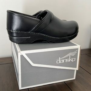 Dansko Professional Clog sz 41 (10-10.5)